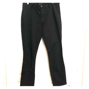 Black chino Abercrombie & Fitch slacks